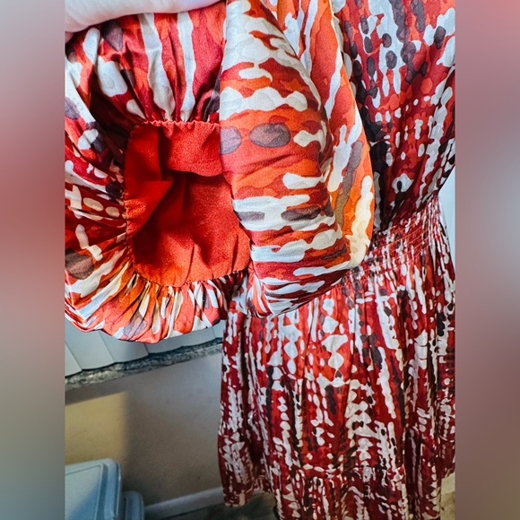THML Cinnamon Craze Rust Puff Sleeve Mini Tiered Dress Size Medium - Picture 7 of 12